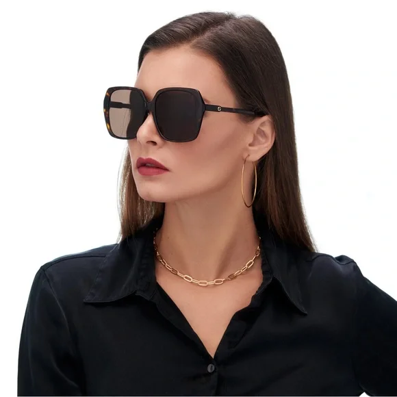 Gucci | Accessories | New Gucci Sunglasses Gg533sa 002  display picture 1